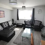 Holden Court Apartment - Apt 1