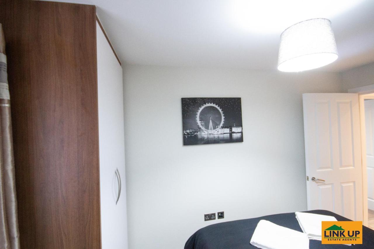 Apartment Holden Court - 1 West Drayton (Middlesex)